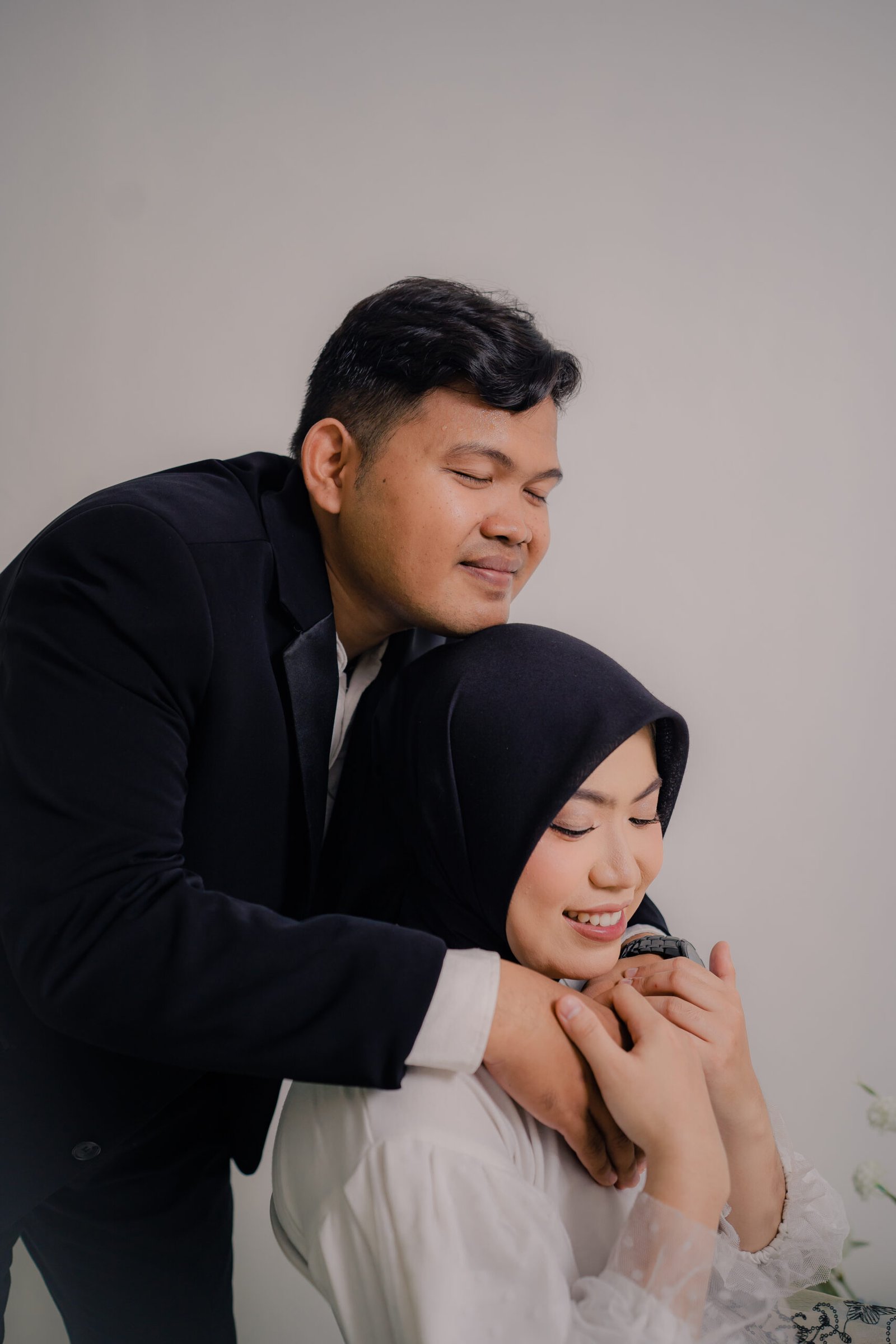 DINITA & REFER